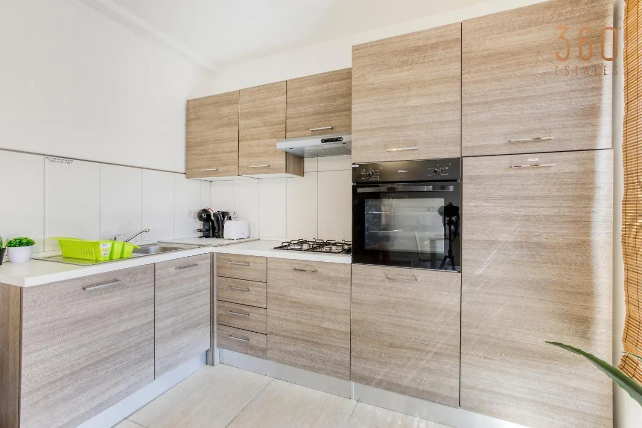 Apartamento Charming 1Br Apt With Amazing Sea Views Just Steps Away By 360 Estates St. Julian's